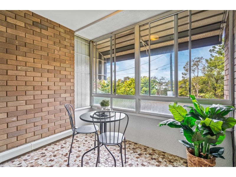 9 / 14 York Street, Coorparoo QLD 4151