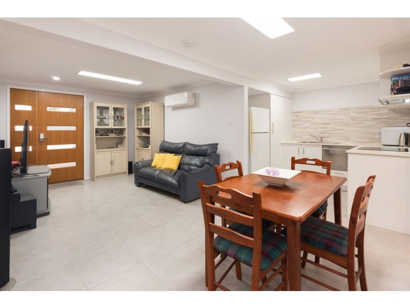 360 Meadowlands Road, Belmont QLD 4153