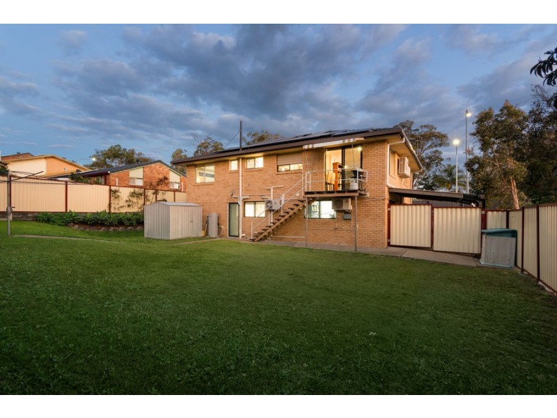 360 Meadowlands Road, Belmont QLD 4153