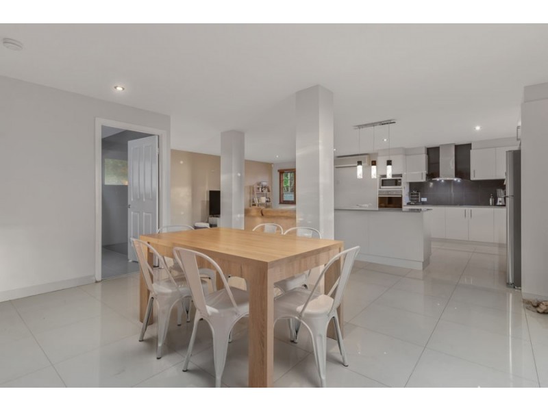 35 Majestic Outlook, Seven Hills QLD 4170