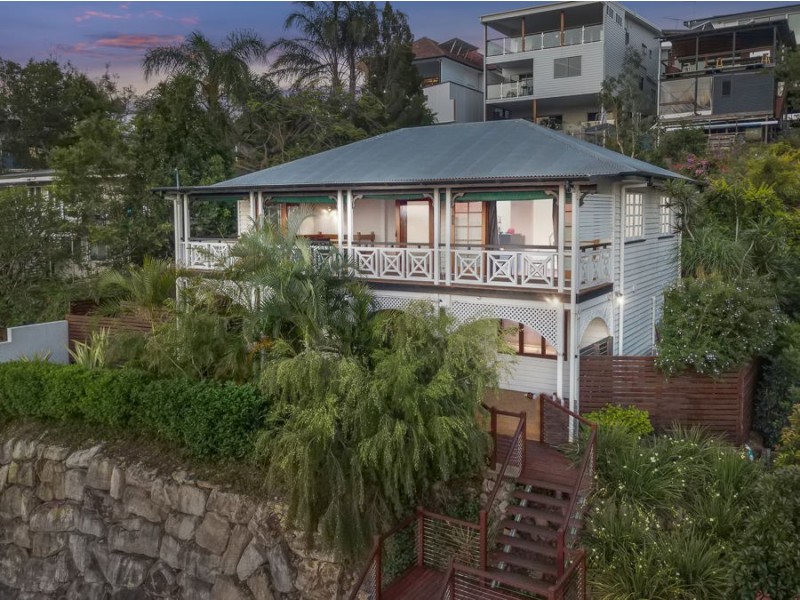 35 Majestic Outlook, Seven Hills QLD 4170