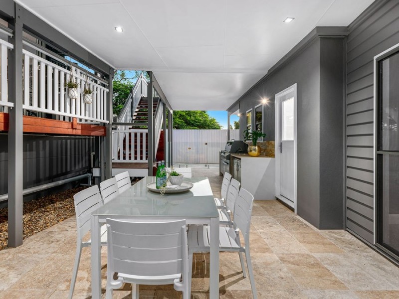 11 Hurd Tce, Morningside QLD 4170