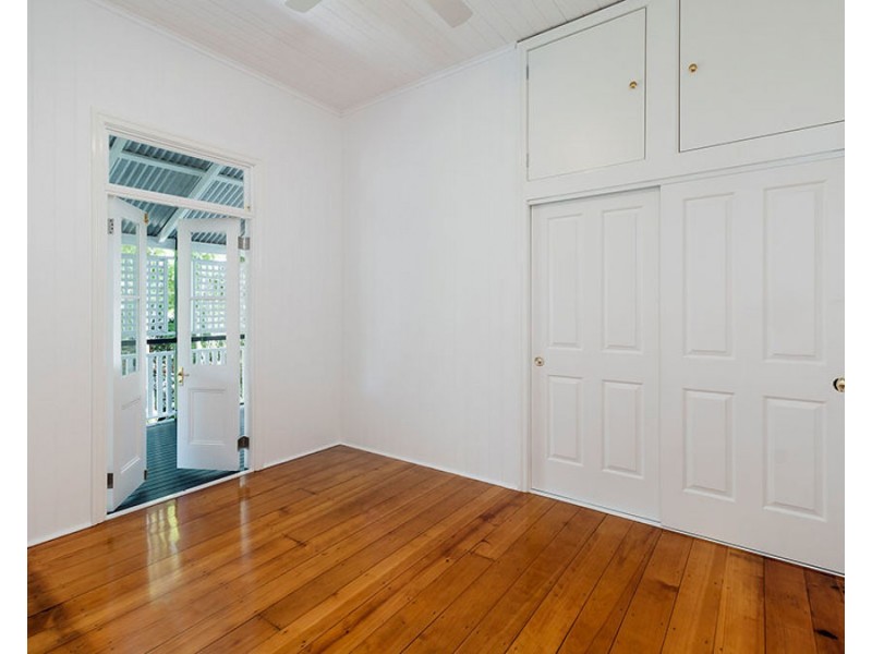 63 Henderson Street, Bulimba QLD 4171