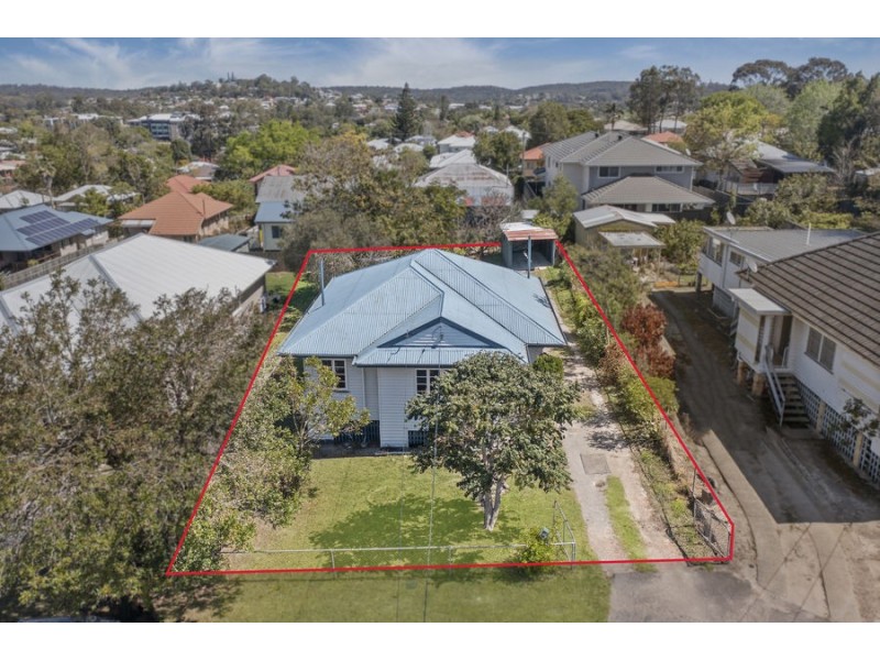 7 Dundee Street, Holland Park QLD 4121