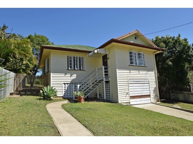 15 Esmonde Place, Coorparoo QLD 4151
