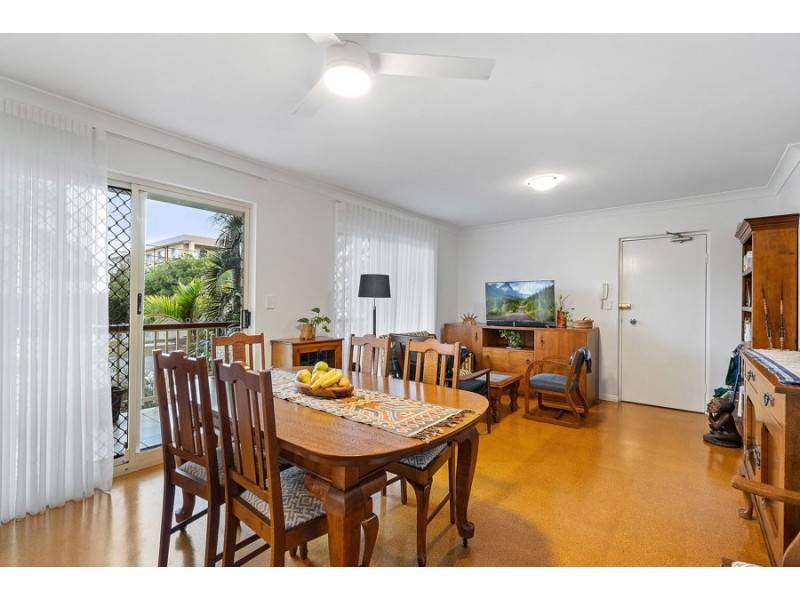 1 / 32 Weston Street, Coorparoo QLD 4151