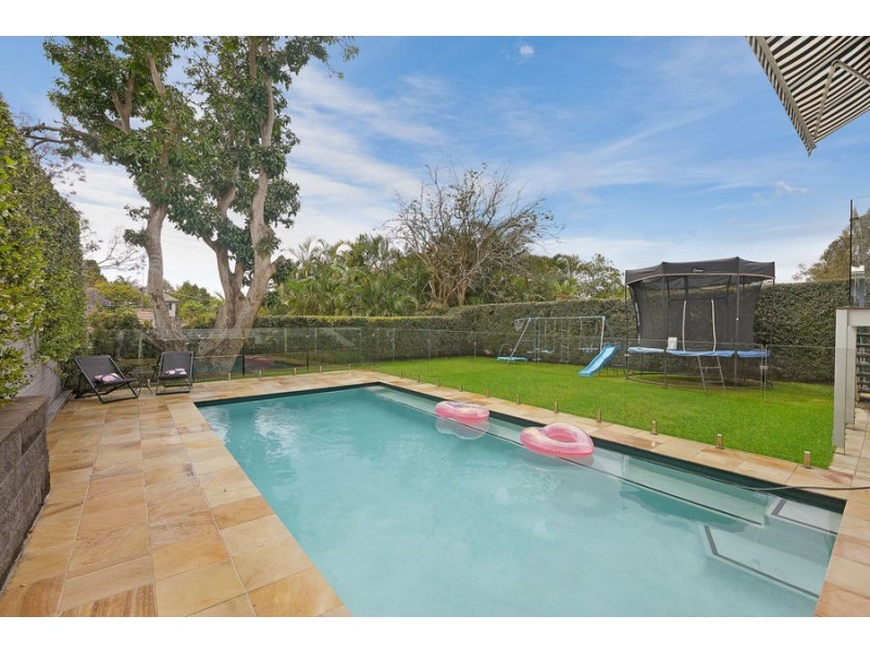 32 Pelham Street, Coorparoo QLD 4151