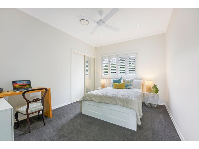 32 Pelham Street, Coorparoo QLD 4151