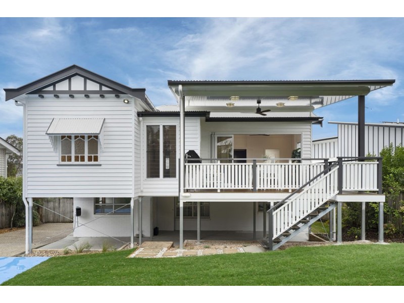 52 Wylma Street, Holland Park QLD 4121