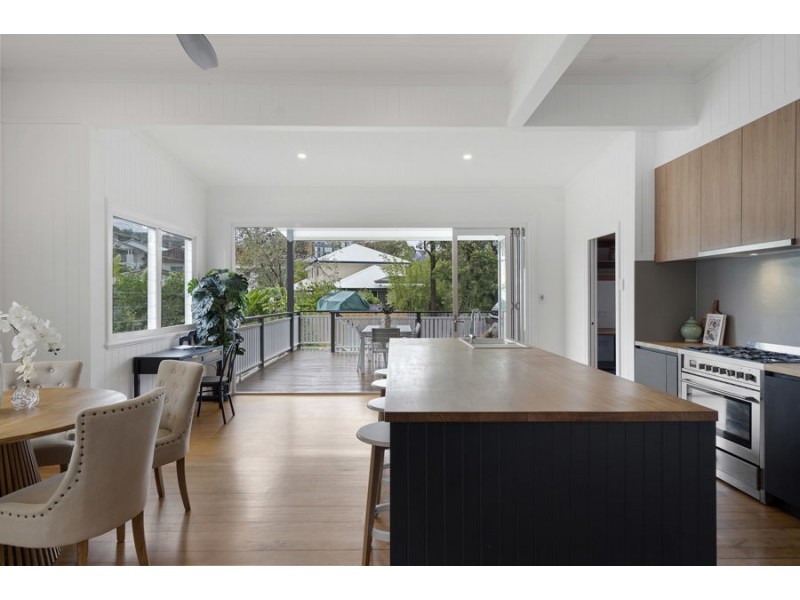 52 Wylma Street, Holland Park QLD 4121