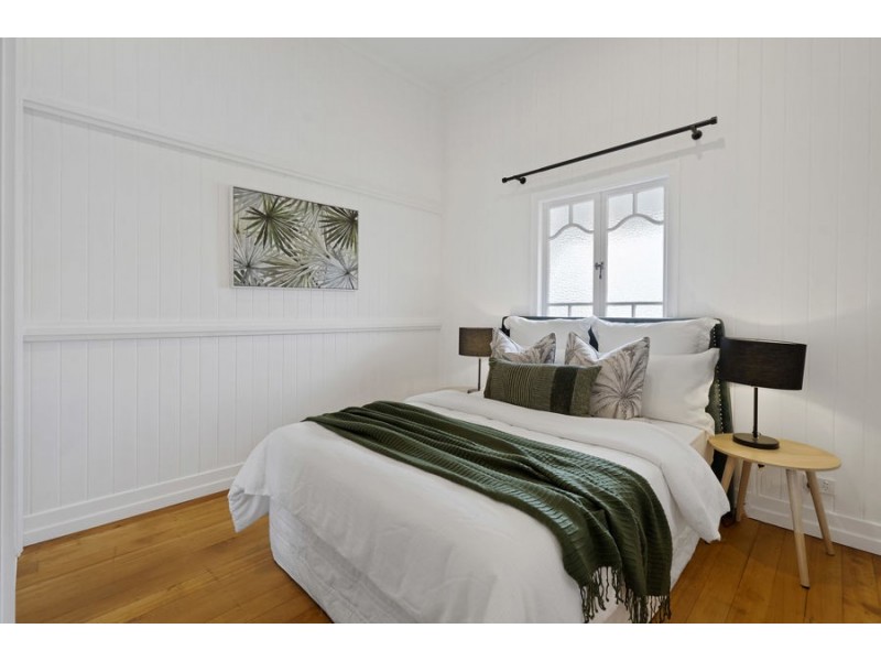 52 Wylma Street, Holland Park QLD 4121