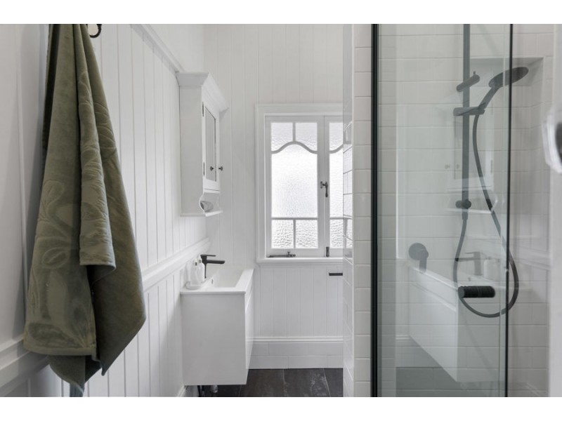 52 Wylma Street, Holland Park QLD 4121