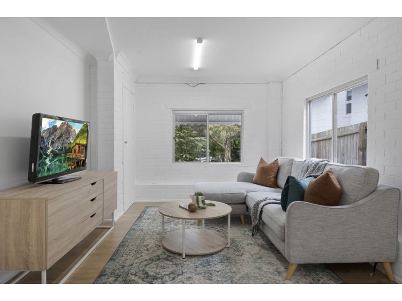 52 Wylma Street, Holland Park QLD 4121