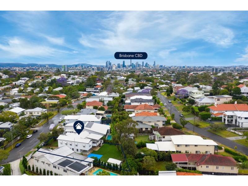 52 Wylma Street, Holland Park QLD 4121