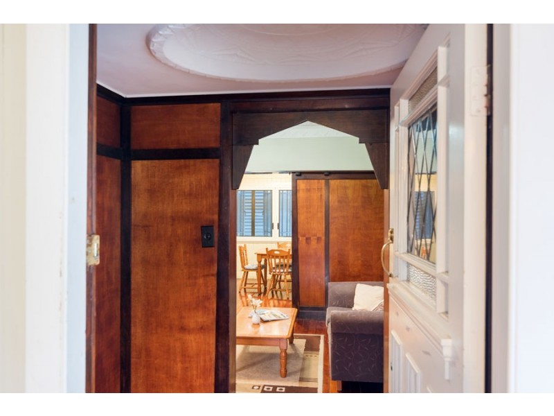 76 Bunya Street, Greenslopes QLD 4120