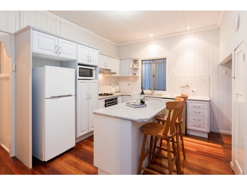 76 Bunya Street, Greenslopes QLD 4120