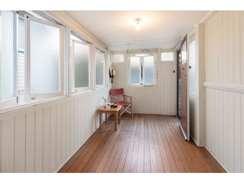 76 Bunya Street, Greenslopes QLD 4120