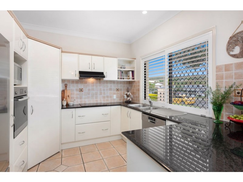 1/8 Ormuz Street, Carina Heights QLD 4152