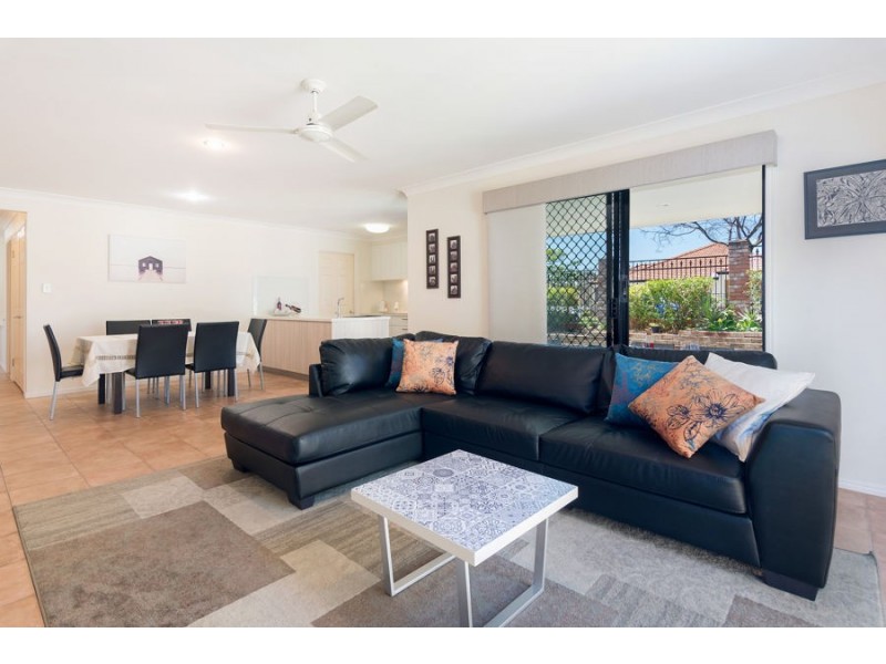 1/132 Kate Street, Carina QLD 4152