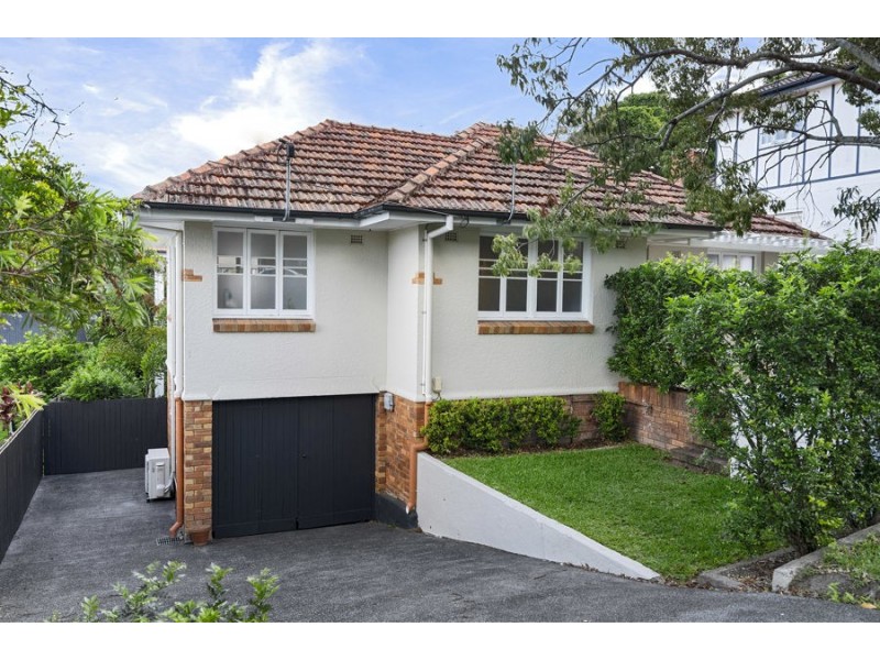 19 Park Street, Coorparoo QLD 4151