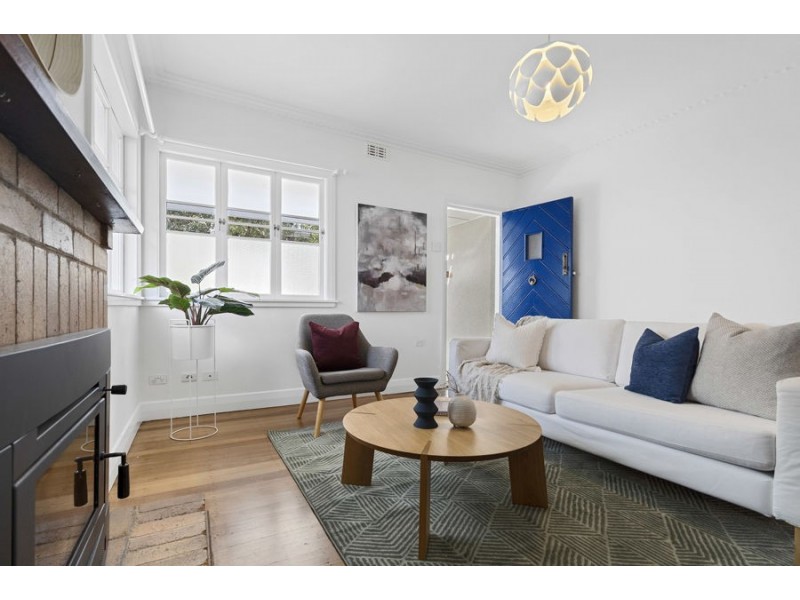 19 Park Street, Coorparoo QLD 4151