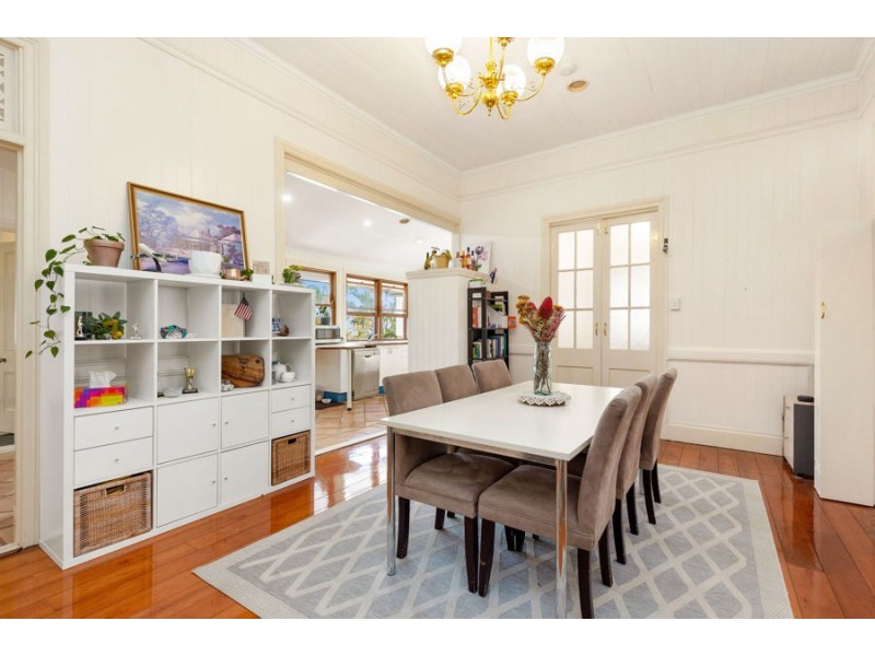 6 Torrens Street, Annerley QLD 4103