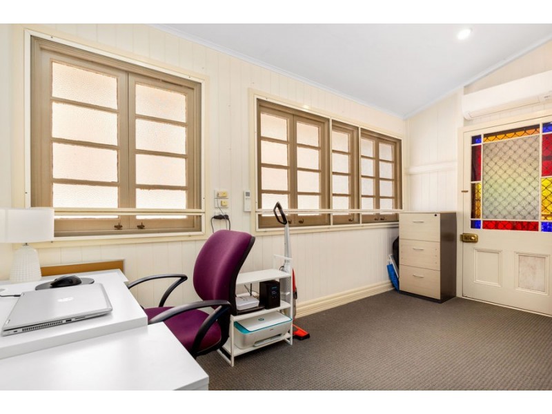 6 Torrens Street, Annerley QLD 4103