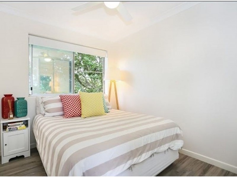 4/22 Princess st, Fairfield QLD 4103