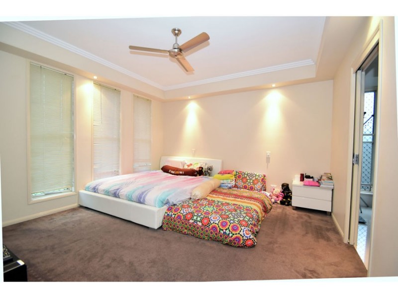 15 Bowers street, Eight Mile Plains QLD 4113