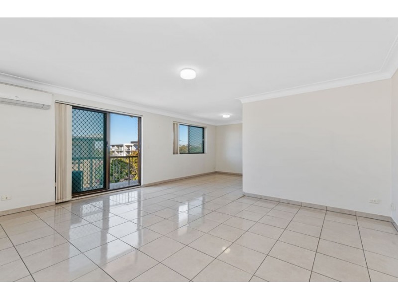 4/28 Grantson Street, Windsor QLD 4030