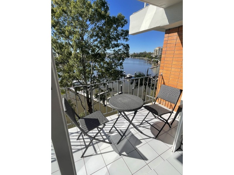 12 / 44 O’Connell St, Kangaroo Point QLD 4169