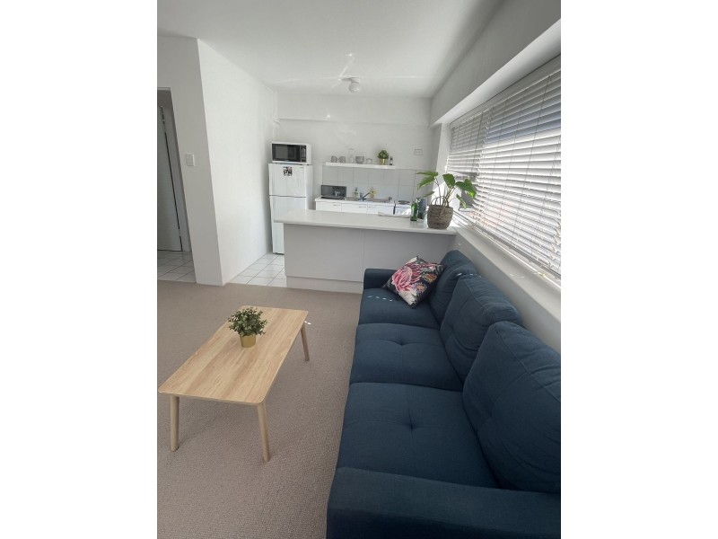 12 / 44 O’Connell St, Kangaroo Point QLD 4169