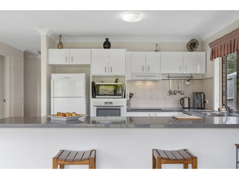 25 Mitchell Place, Belmont QLD 4153