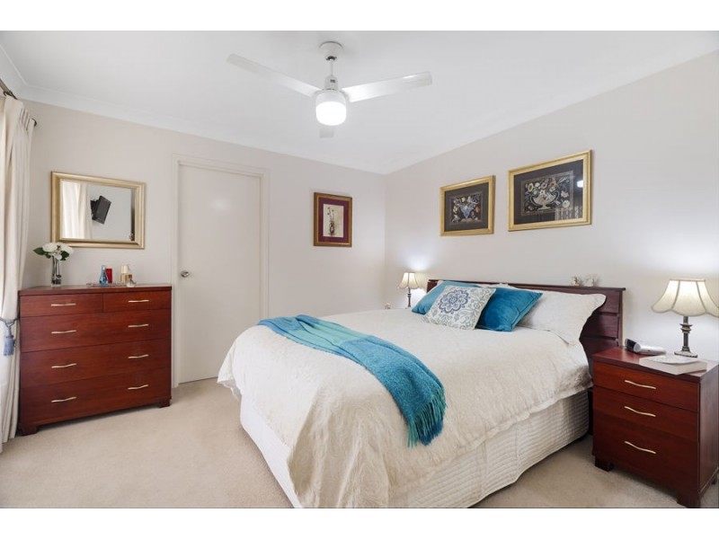 25 Mitchell Place, Belmont QLD 4153