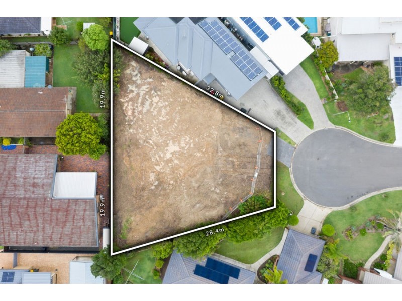 14 Lydford Ct, Carindale QLD 4152