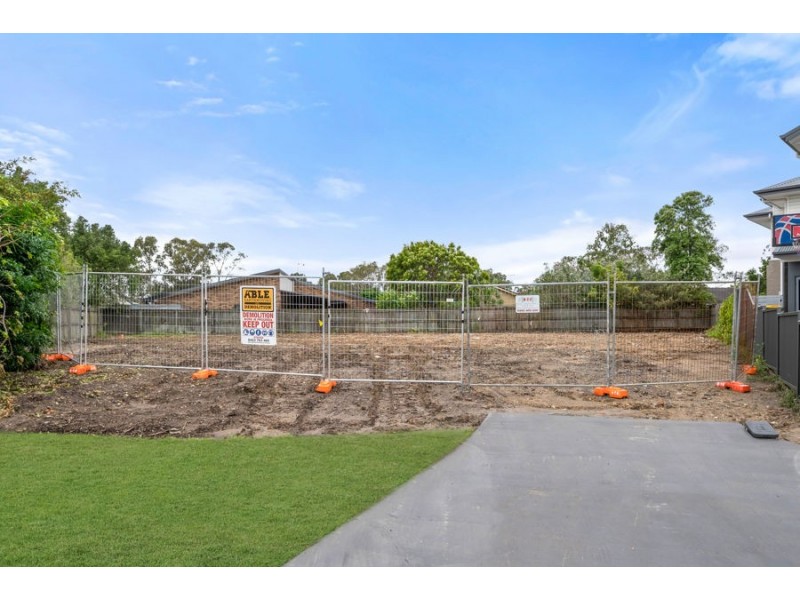 14 Lydford Ct, Carindale QLD 4152