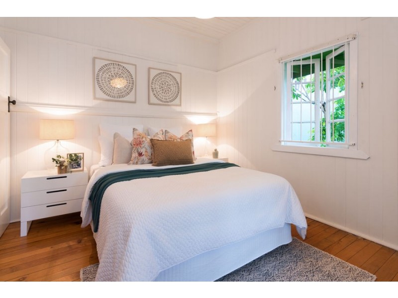 109 Waverley St, Annerley QLD 4103