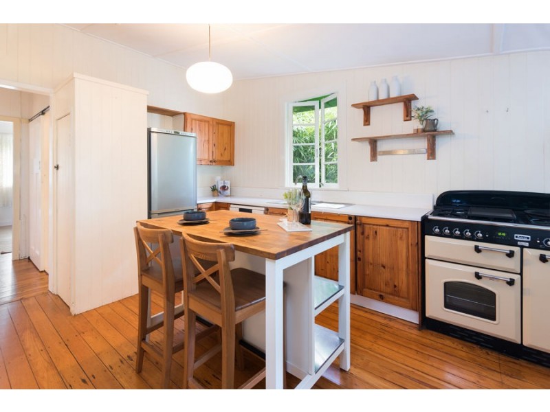 109 Waverley St, Annerley QLD 4103