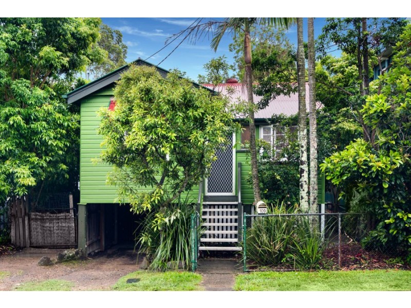 109 Waverley St, Annerley QLD 4103