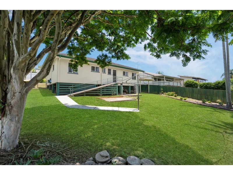 42 Arura Street, Mansfield QLD 4122