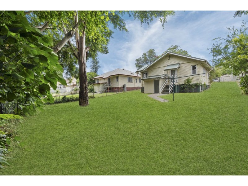 27 Pond Street, Mount Gravatt East QLD 4122