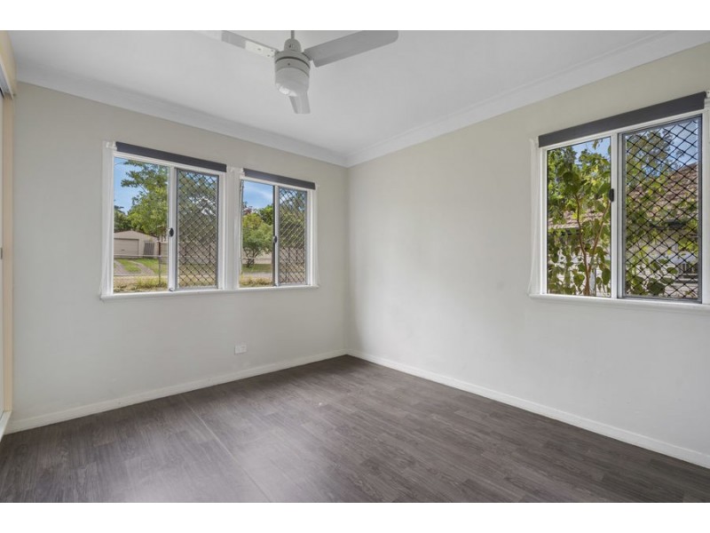 27 Pond Street, Mount Gravatt East QLD 4122