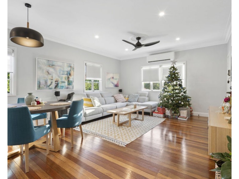 112 Layard Street, Holland Park QLD 4121