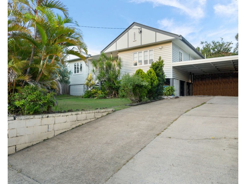 112 Layard Street, Holland Park QLD 4121