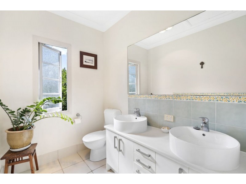 6 Crawford Road, Chelmer QLD 4068