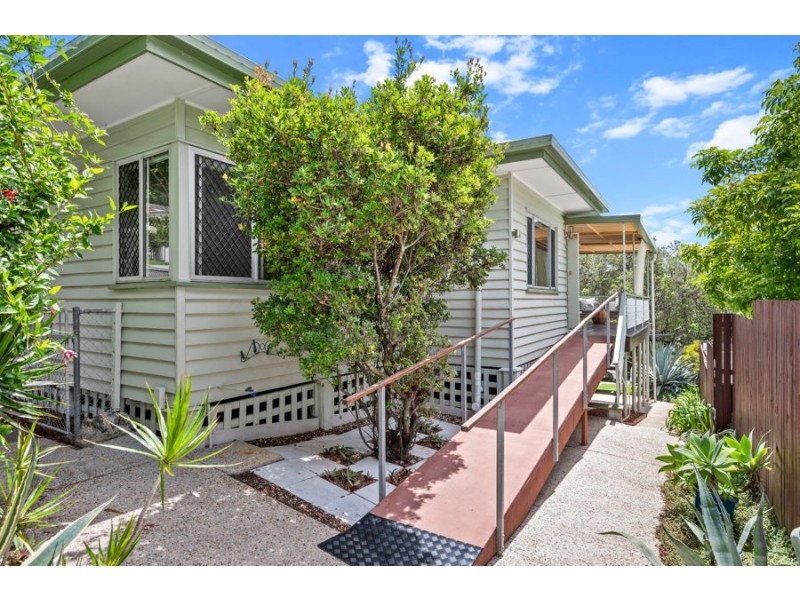 7 Garden Street, Greenslopes QLD 4120
