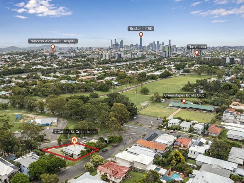 7 Garden Street, Greenslopes QLD 4120