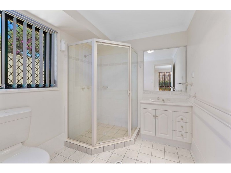 15 Thornlands Road, Thornlands QLD 4164