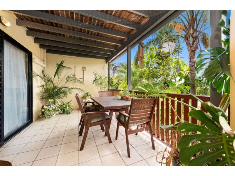 6/336 Cavendish Road, Coorparoo QLD 4151
