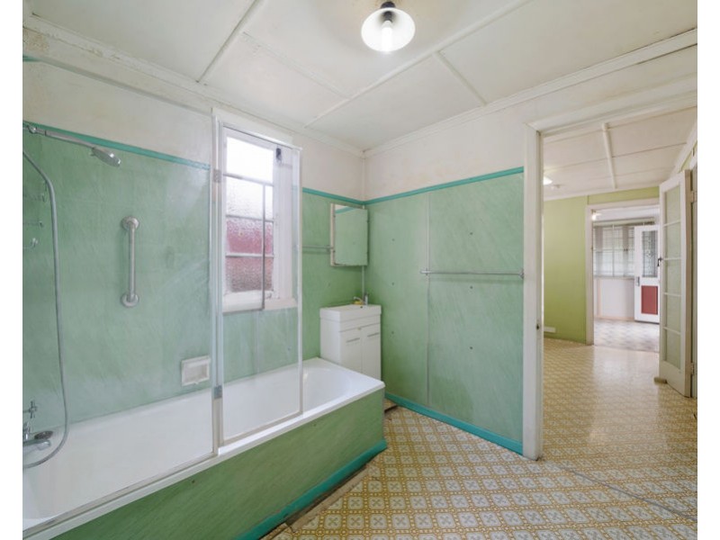 17 Joffre st, Coorparoo QLD 4151